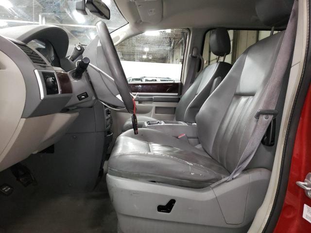 Photo 7 from auction – 2010 CHRYSLER TOWN & COU with VIN 2A4RR5DX5AR136014