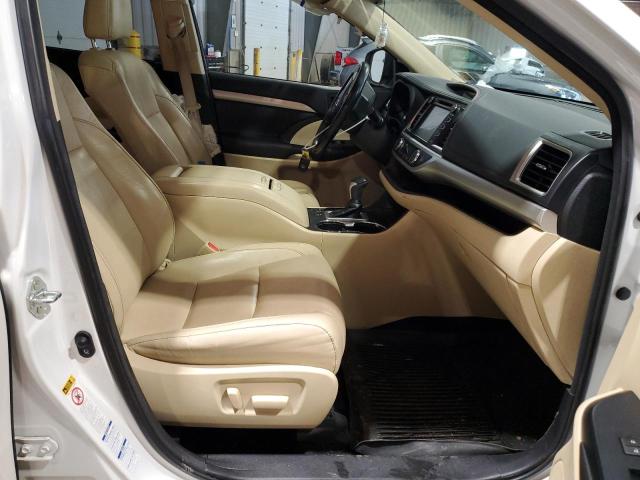 Photo 7 from auction – 2018 TOYOTA HIGHLANDER with VIN 5TDJZRFHXJS827241