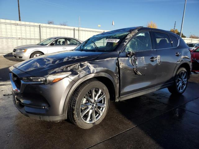 MAZDA CX-5 SIGNA 2019 with VIN JM3KFBEY2K0530739 - Photo from auction