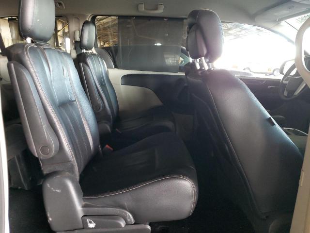 Photo 11 from auction – 2015 CHRYSLER TOWN & COU with VIN 2C4RC1CG8FR601586