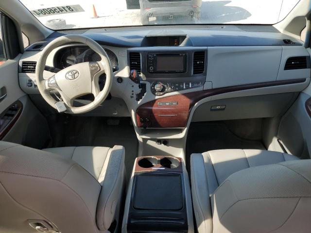 Photo 8 from auction – 2013 TOYOTA SIENNA XLE with VIN 5TDYK3DC0DS324345