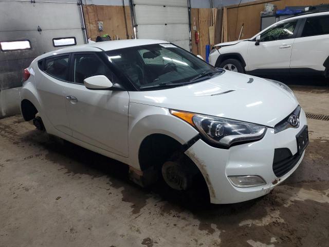 Photo 4 from auction – 2015 HYUNDAI VELOSTER with VIN KMHTC6AD7FU221195