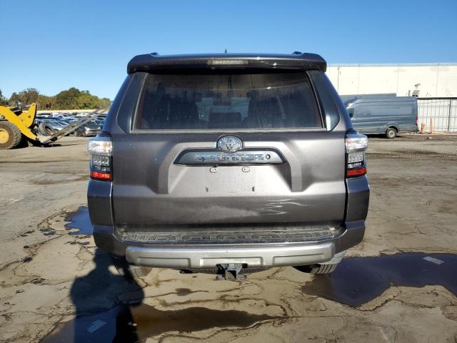 Photo 6 from auction – 2019 TOYOTA 4RUNNER SR with VIN JTEBU5JRXK5616085