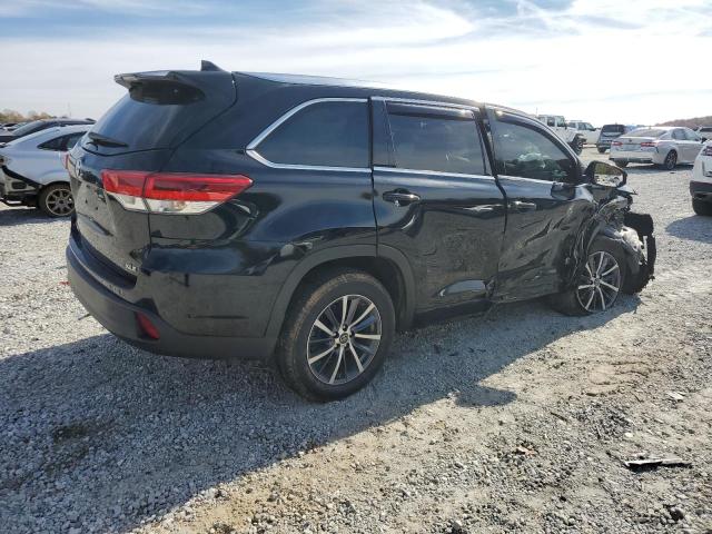 Photo 3 from auction – 2017 TOYOTA HIGHLANDER with VIN 5TDKZRFHXHS206788