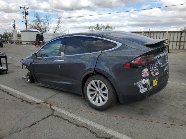Photo 2 from auction – 2017 TESLA MODEL X with VIN 5YJXCDE24HF044720