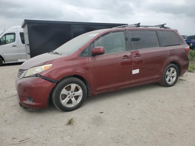 TOYOTA SIENNA LE 2017 with VIN 5TDKZ3DC6HS801187 - Photo from auction