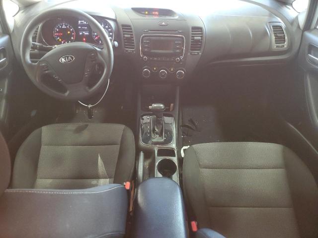 Photo 8 from auction – 2017 KIA FORTE LX with VIN 3KPFK4A7XHE104795
