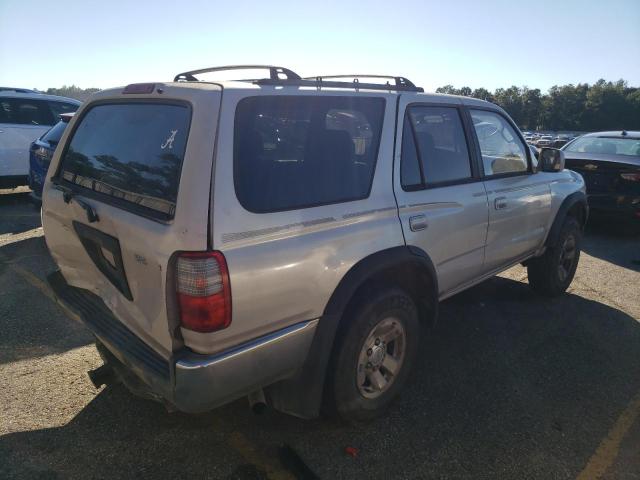 Photo 3 from auction – 1998 TOYOTA 4RUNNER SR with VIN JT3GN86R2W0069841