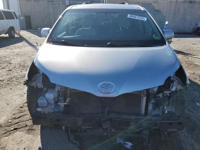 Photo 5 from auction – 2015 TOYOTA SIENNA LE with VIN 5TDKK3DC3FS665442