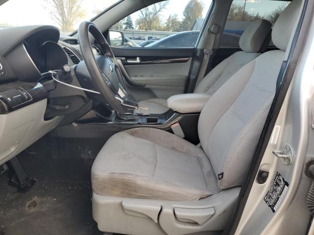 Photo 7 from auction – 2015 KIA SORENTO LX with VIN 5XYKT4A74FG559654