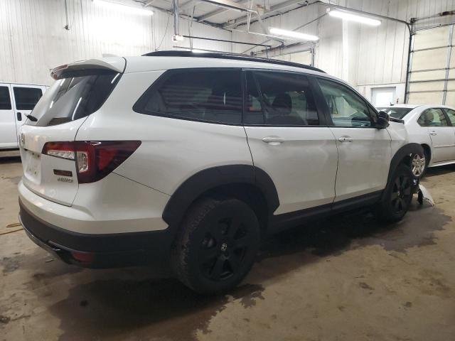 Photo 3 from auction – 2022 HONDA PILOT TRAI with VIN 5FNYF6H86NB103818