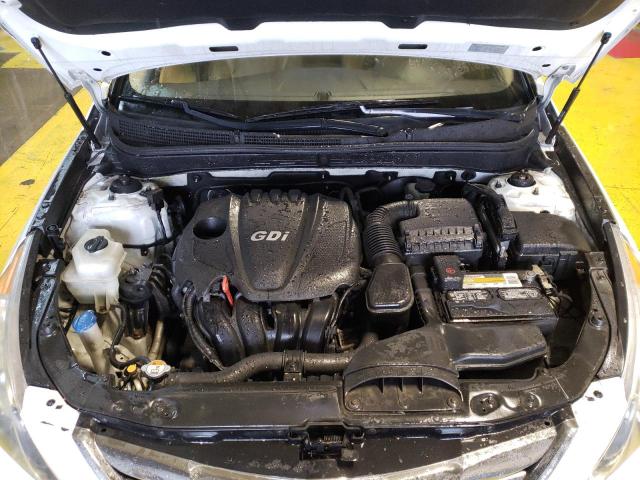 Photo 11 from auction – 2013 HYUNDAI SONATA SE with VIN 5NPEC4AC5DH799747