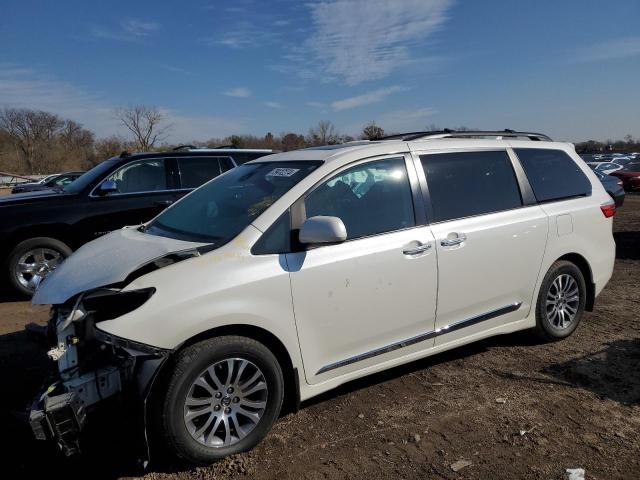 TOYOTA SIENNA VAN 2018 with VIN 5TDYZ3DC6JS952398 - Photo from auction