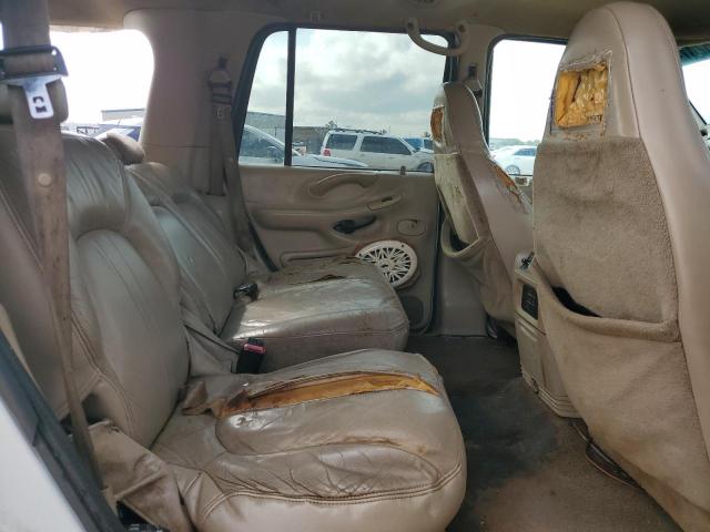 Photo 11 from auction – 2002 FORD EXPEDITION with VIN 1FMRU17W62LA76735