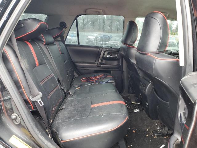 Photo 11 from auction – 2019 TOYOTA 4RUNNER SR with VIN JTEBU5JR6K5687347