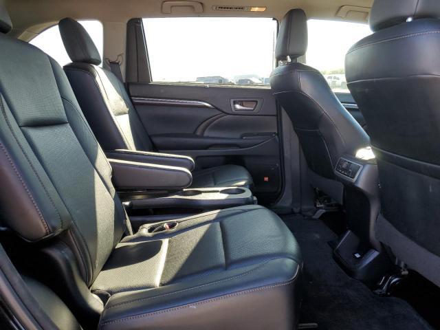 Photo 11 from auction – 2015 TOYOTA HIGHLANDER with VIN 5TDDCRFH4FS009350