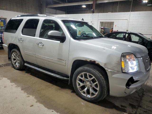 Photo 4 from auction – 2011 GMC YUKON DENA with VIN 1GKS2EEF0BR139030