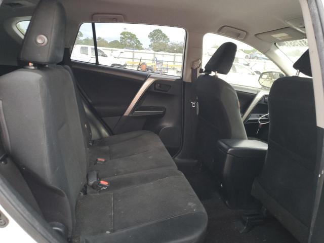 Photo 11 from auction – 2017 TOYOTA RAV4 LE with VIN JTMZFREV7HJ148988