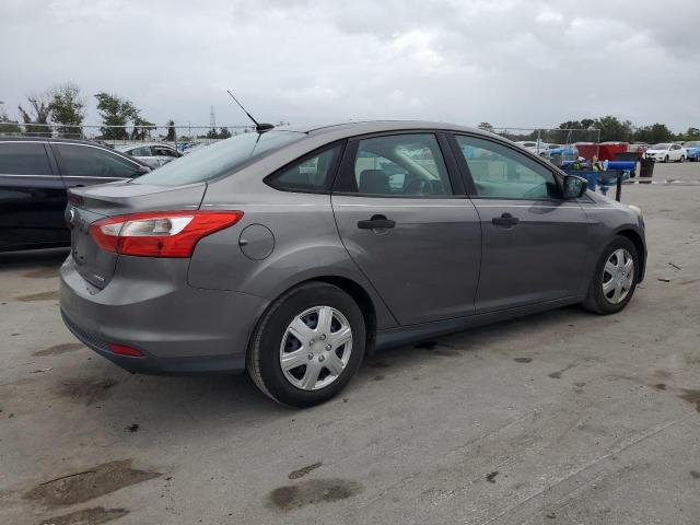 Photo 3 from auction – 2013 FORD FOCUS S with VIN 1FADP3E22DL349695