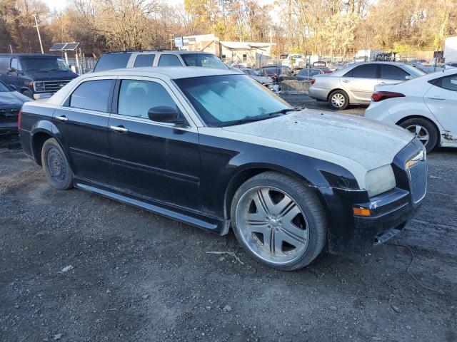 Photo 4 from auction – 2005 CHRYSLER 300 with VIN 2C3JA43R05H636122