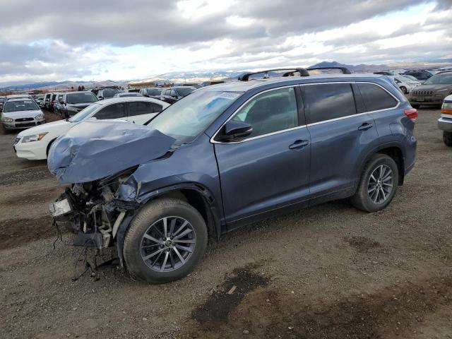 TOYOTA HIGHLANDER 2019 with VIN 5TDJZRFH1KS927200 - Photo from auction