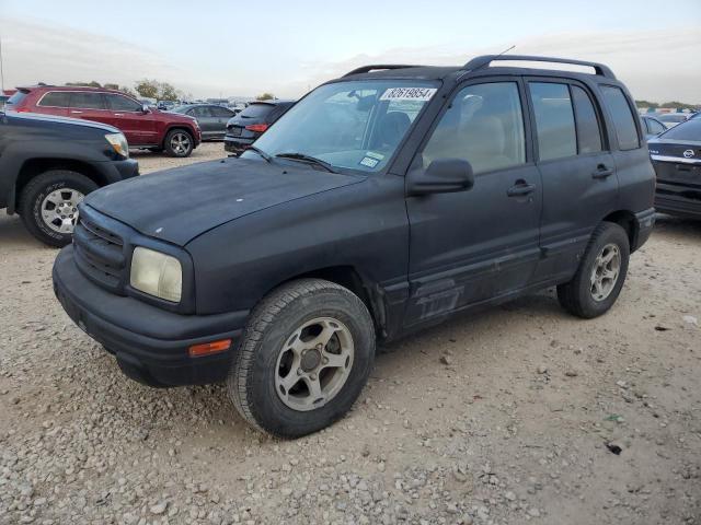 CHEVROLET TRACKER 2000 with VIN 2CNBE13C4Y6920783 - Photo from auction