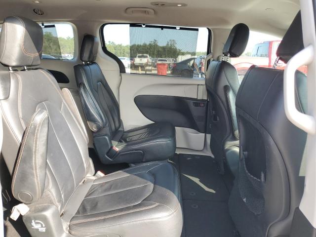 Photo 11 from auction – 2017 CHRYSLER PACIFICA T with VIN 2C4RC1BG3HR794878
