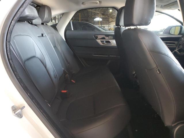 Photo 10 from auction – 2017 JAGUAR XF PREMIUM with VIN SAJBD4BV8HCY38074