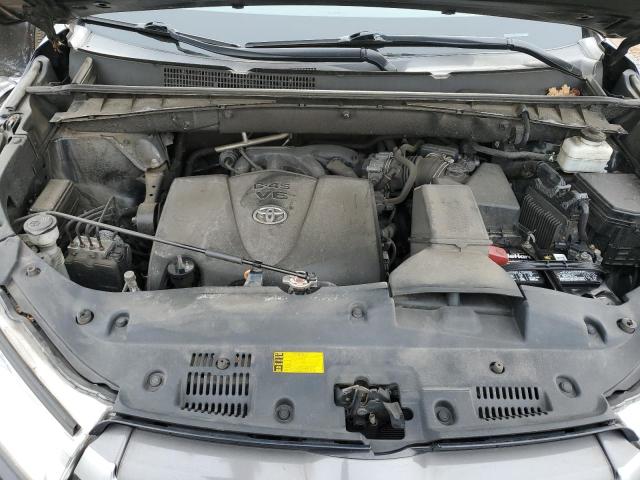 Photo 12 from auction – 2019 TOYOTA HIGHLANDER with VIN 5TDJZRFH6KS587378