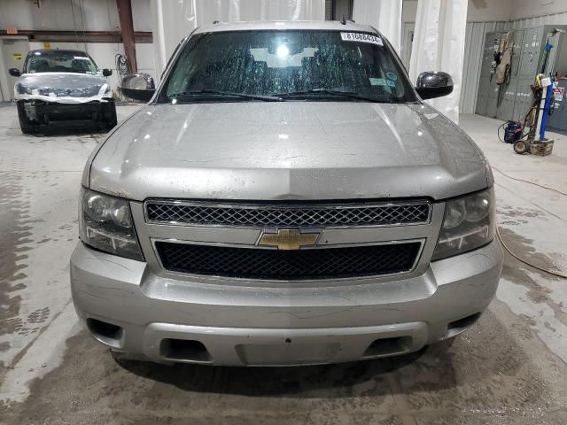 Photo 5 from auction – 2009 CHEVROLET SUBURBAN C with VIN 1GNFC16089R249869