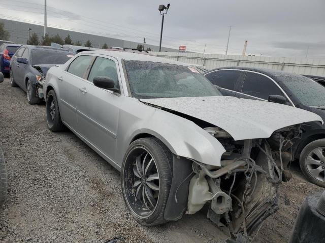 Photo 4 from auction – 2005 CHRYSLER 300 with VIN 2C3JA43R05H627601