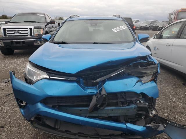 Photo 5 from auction – 2017 TOYOTA RAV4 XLE with VIN 2T3RFREV9HW620173