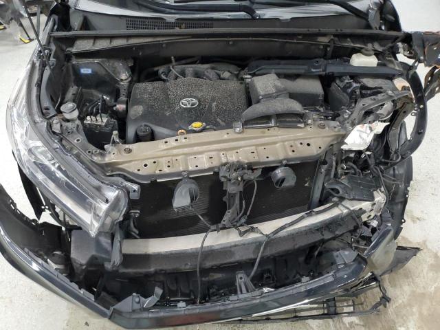 Photo 12 from auction – 2017 TOYOTA HIGHLANDER with VIN 5TDDZRFHXHS425386