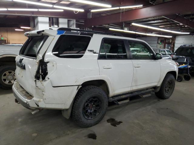 Photo 3 from auction – 2019 TOYOTA 4RUNNER SR with VIN JTEBU5JR7K5634107