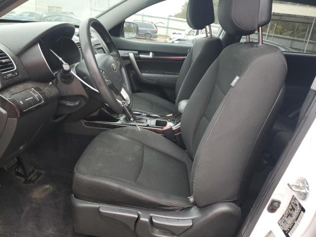 Photo 7 from auction – 2015 KIA SORENTO LX with VIN 5XYKT3A62FG552932
