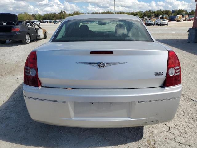 Photo 6 from auction – 2010 CHRYSLER 300 TOURIN with VIN 2C3CA4CD5AH112391