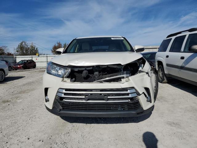 Photo 5 from auction – 2018 TOYOTA HIGHLANDER with VIN 5TDBZRFH6JS492967