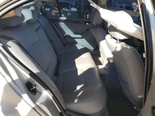Photo 10 from auction – 2005 BMW 330 I with VIN WBAEV53405KM08784