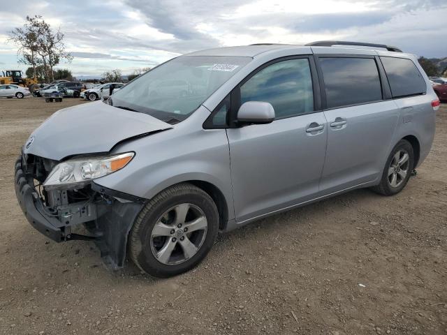 TOYOTA SIENNA LE 2014 with VIN 5TDKK3DC8ES437256 - Photo from auction
