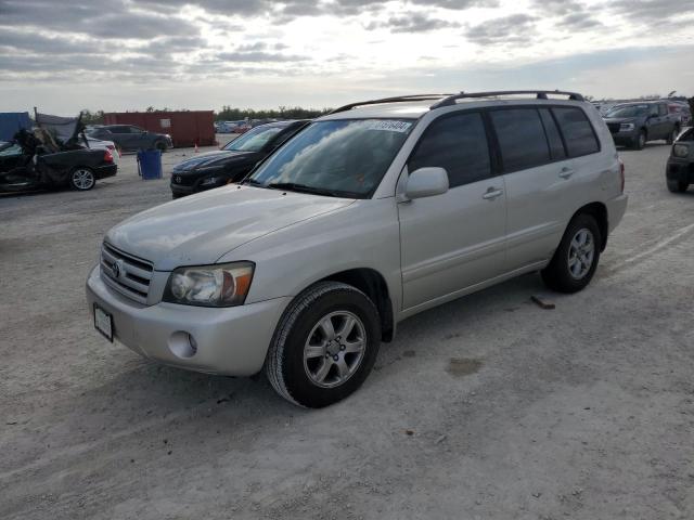 TOYOTA HIGHLANDER 2005 with VIN JTEGP21A750062530 - Photo from auction