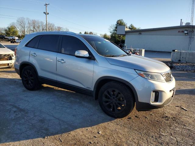 Photo 4 from auction – 2014 KIA SORENTO EX with VIN 5XYKUDA70EG483250