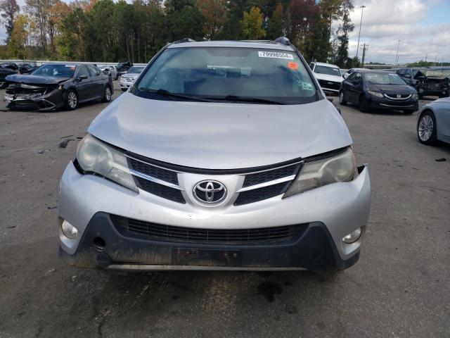 Photo 5 from auction – 2014 TOYOTA RAV4 XLE with VIN 2T3RFREV4EW206567