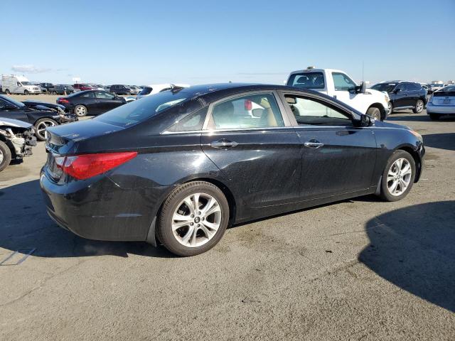 Photo 3 from auction – 2013 HYUNDAI SONATA SE with VIN 5NPEC4ACXDH590049