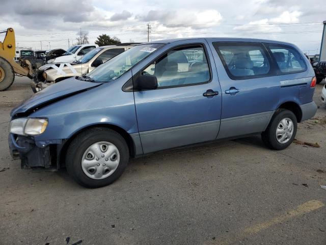 TOYOTA SIENNA CE 1998 with VIN 4T3ZF19C4WU011970 - Photo from auction