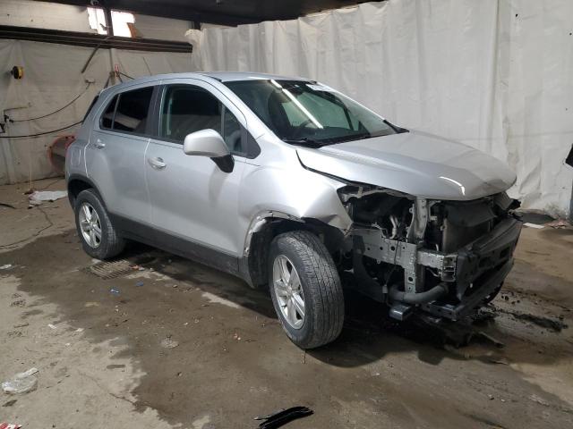 Photo 4 from auction – 2019 CHEVROLET TRAX LS with VIN 3GNCJNSB2KL218458