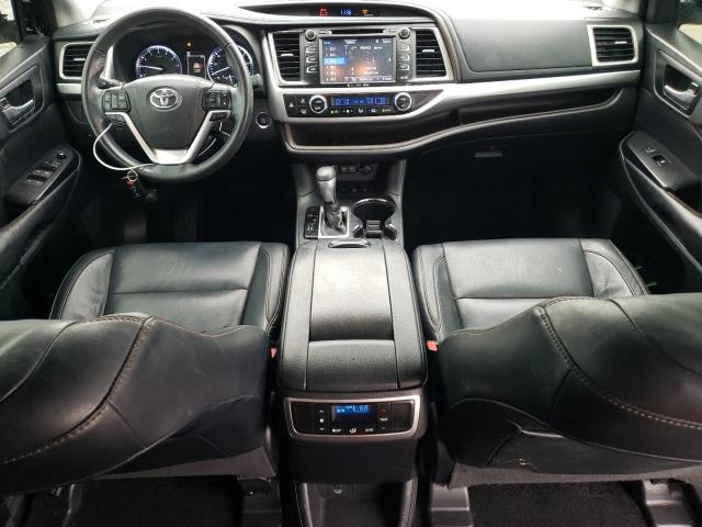 Photo 8 from auction – 2018 TOYOTA HIGHLANDER with VIN 5TDJZRFH4JS557598