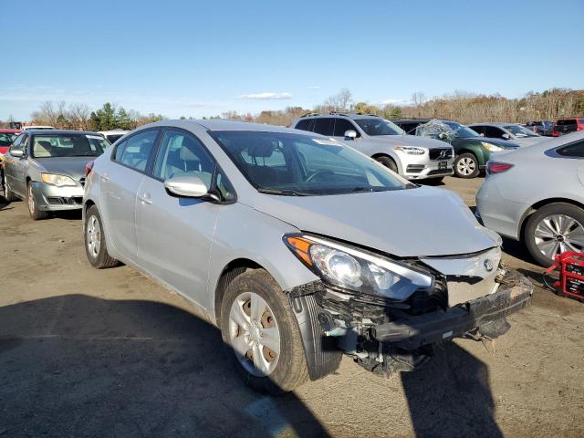 Photo 4 from auction – 2016 KIA FORTE LX with VIN KNAFK4A60G5550145