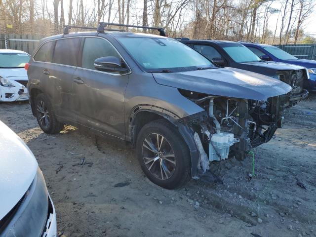 Photo 4 from auction – 2017 TOYOTA HIGHLANDER with VIN 5TDBZRFH0HS388923