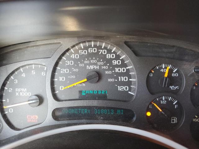 Photo 9 from auction – 2004 CHEVROLET SILVERADO2 with VIN 2GCEC19T841197123