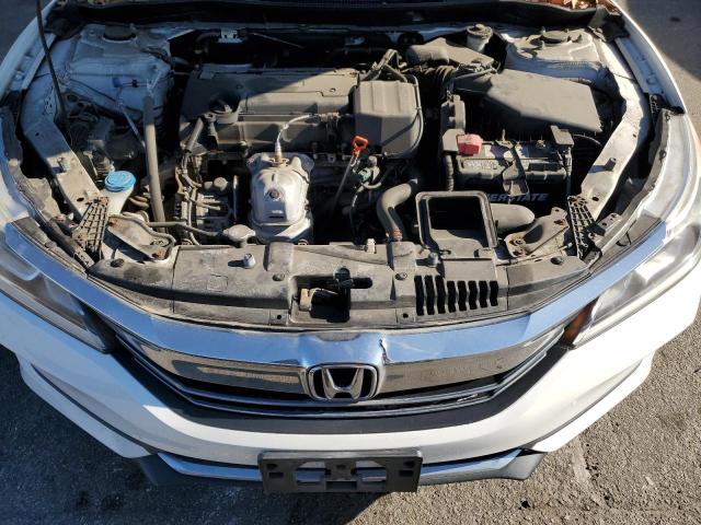 Photo 11 from auction – 2016 HONDA ACCORD with VIN 1HGCR2F32GA129752